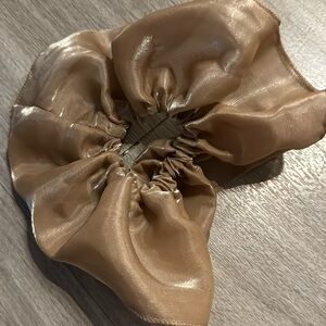 Tan iridescent scrunchie